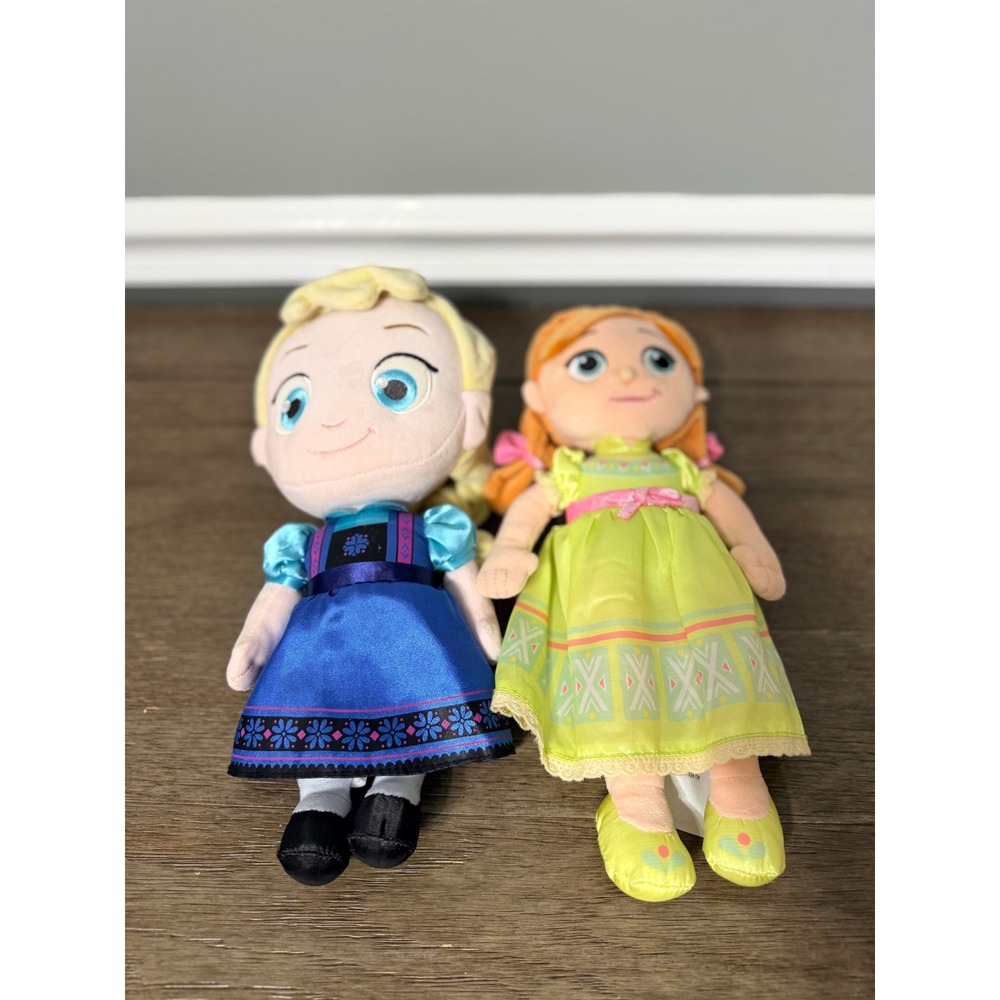 Disney Store Frozen Young Elsa & Anna Plush Doll Set